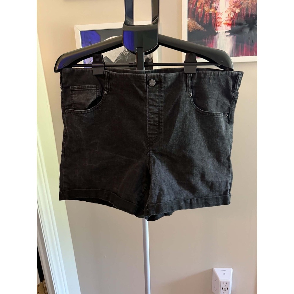 Time And Tru Women's Black Denim Cut Off Shorts XL (16-18) Stretch Pockets